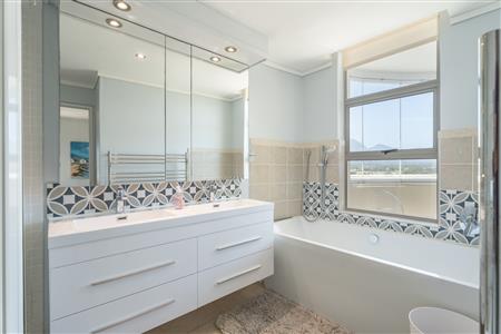 Apartment For Sale in Strand North, Strand, Western Cape - M127409