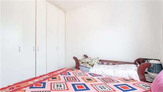 False - Apartment For Sale in Maitland, Cape Town, Western Cape - M127428