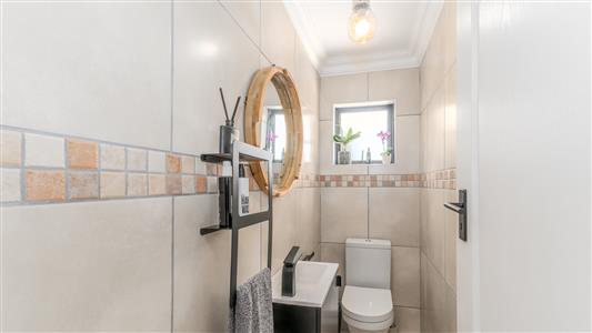 False - House For Sale in Linkside, Mossel Bay, Western Cape - M127417