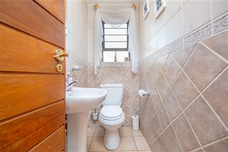 Townhouse For Sale in Randpark Ridge, Randburg, Gauteng - M127416