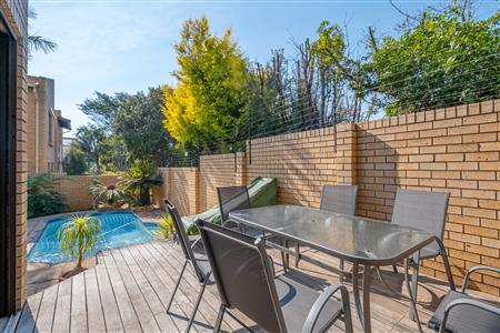 Townhouse For Sale in Randpark Ridge, Randburg, Gauteng - M127416
