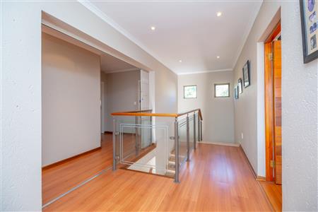 Townhouse For Sale in Randpark Ridge, Randburg, Gauteng - M127416