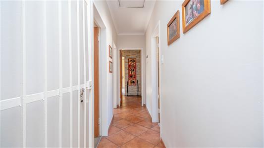 House For Sale in Bloubosrand, Randburg, Gauteng - M127432