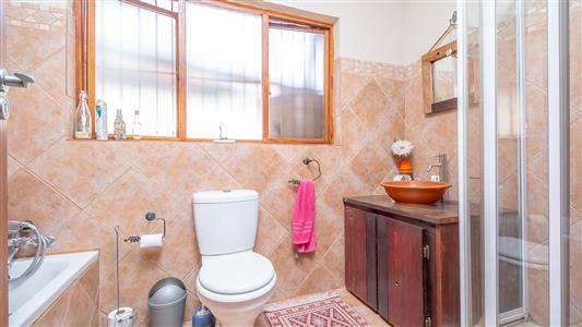 House For Sale in Bloubosrand, Randburg, Gauteng - M127432