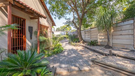 House For Sale in Bloubosrand, Randburg, Gauteng - M127432