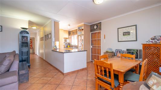 House For Sale in Bloubosrand, Randburg, Gauteng - M127432