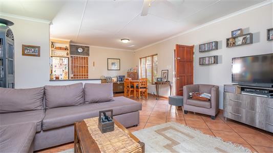 House For Sale in Bloubosrand, Randburg, Gauteng - M127432