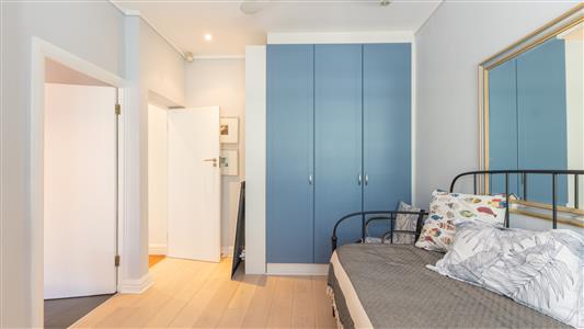 Apartment For Sale in Green Point, Cape Town, Western Cape - M127429