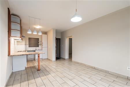 False - Apartment For Sale in Whispering Pines, Gordons Bay Central, Gordons Bay, Western Cape - M127442