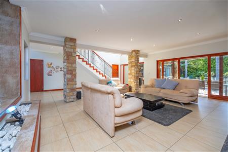 False - House For Sale in Fourways, Sandton, Gauteng - M127449