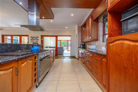 False - House For Sale in Fourways, Sandton, Gauteng - M127449