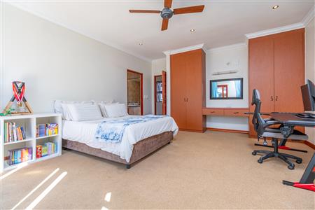 False - House For Sale in Fourways, Sandton, Gauteng - M127449