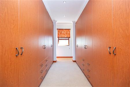 False - House For Sale in Fourways, Sandton, Gauteng - M127449