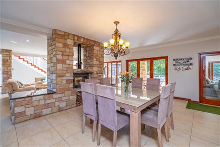 False - House For Sale in Fourways, Sandton, Gauteng - M127449