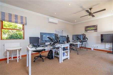 False - House For Sale in Fourways, Sandton, Gauteng - M127449