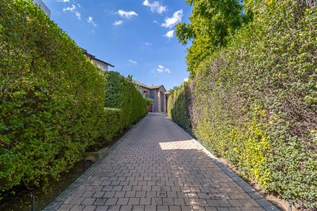 False - House For Sale in Fourways, Sandton, Gauteng - M127449