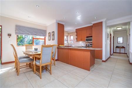 False - House For Sale in Fourways, Sandton, Gauteng - M127449