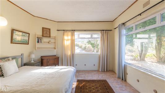 House For Sale in Sunny Seas Estate, Bettys Bay, Western Cape - M127457