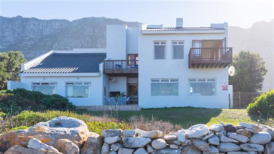 House For Sale in Sunny Seas Estate, Bettys Bay, Western Cape - M127457
