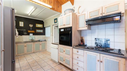 House For Sale in Sunny Seas Estate, Bettys Bay, Western Cape - M127457