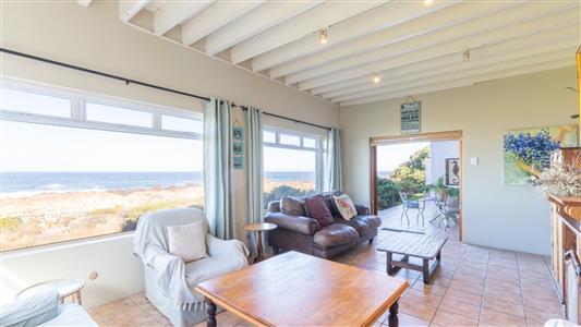 House For Sale in Sunny Seas Estate, Bettys Bay, Western Cape - M127457