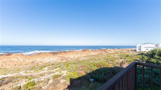 House For Sale in Sunny Seas Estate, Bettys Bay, Western Cape - M127457