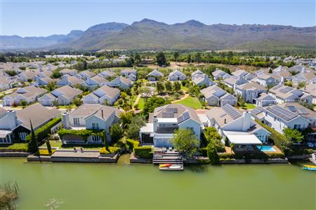 House To Rent in Val de Vie Estate, Paarl, Western Cape - M127448