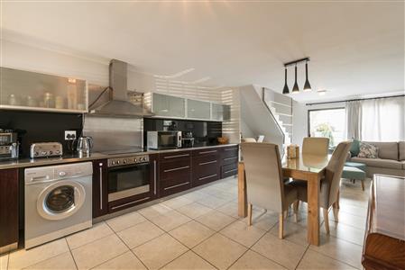 False - Townhouse Unavailable in Vredenberg, Bellville, Western Cape - M113213