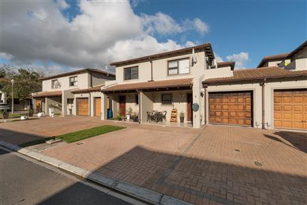False - Townhouse Unavailable in Vredenberg, Bellville, Western Cape - M113213