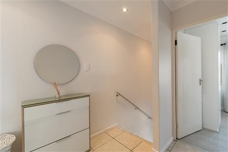 False - Townhouse Unavailable in Vredenberg, Bellville, Western Cape - M113213