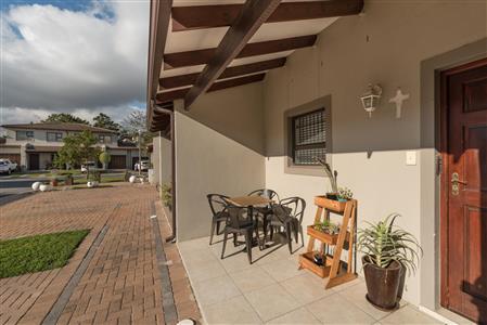 False - Townhouse Unavailable in Vredenberg, Bellville, Western Cape - M113213