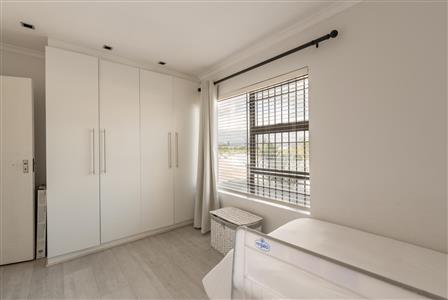 False - Townhouse Unavailable in Vredenberg, Bellville, Western Cape - M113213