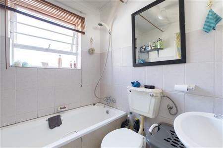 False - Apartment For Sale in Anchorage Park, Gordons Bay, Western Cape - M127473