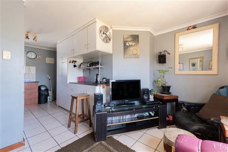 False - Apartment For Sale in Anchorage Park, Gordons Bay, Western Cape - M127473