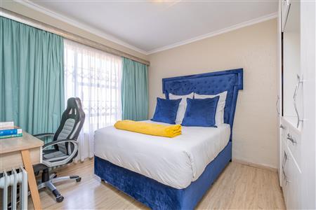 House For Sale in Fourways, Sandton, Gauteng - M127474
