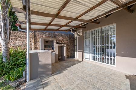 House For Sale in Fourways, Sandton, Gauteng - M127474