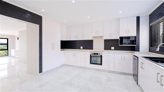 False - Townhouse For Sale in Izinga Estate, Umhlanga, KwaZulu Natal - M127464