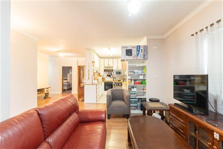 Townhouse For Sale in Stellenbosch Central, Stellenbosch, Western Cape - M127459