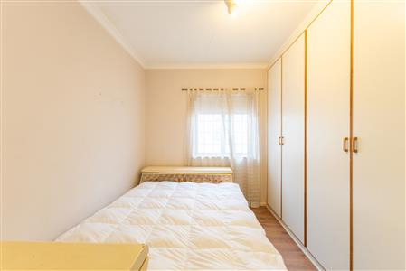 Townhouse For Sale in Stellenbosch Central, Stellenbosch, Western Cape - M127459