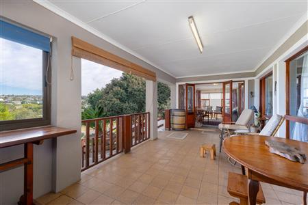 House For Sale in Stilbaai Oos, Stilbaai, Western Cape - M127467