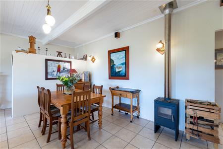 House For Sale in Stilbaai Oos, Stilbaai, Western Cape - M127467