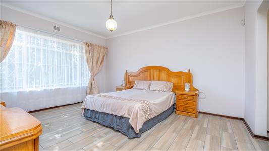 House For Sale in Randpark Ridge, Randburg, Gauteng - M127462