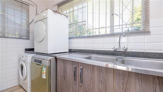 House For Sale in Randpark Ridge, Randburg, Gauteng - M127462