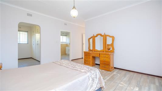 House For Sale in Randpark Ridge, Randburg, Gauteng - M127462