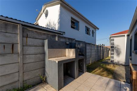 House To Rent in Levallia, George, Western Cape - M127476