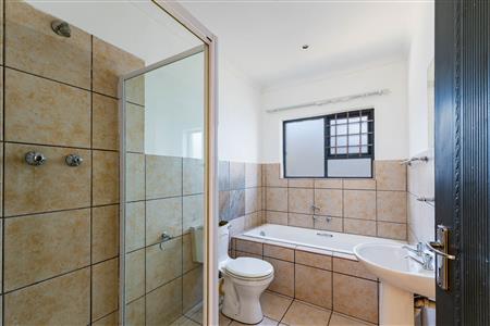 House To Rent in Levallia, George, Western Cape - M127476