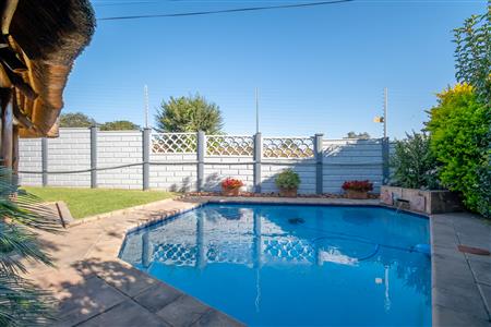 False - Townhouse For Sale in Randpark Ridge, Randburg, Gauteng - M127463