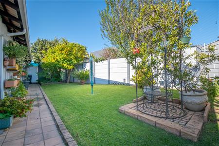 False - Townhouse For Sale in Randpark Ridge, Randburg, Gauteng - M127463