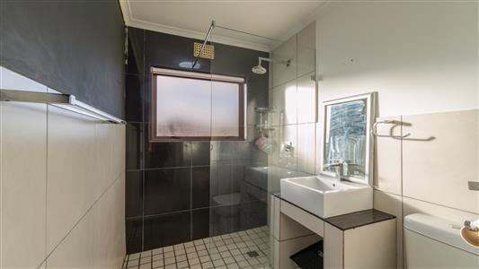 False - Apartment For Sale in Greenways Golf Estate, Strand, Western Cape - M127482