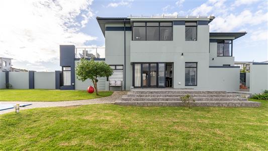 House For Sale in Le Grand Estate, George, Western Cape - M127487